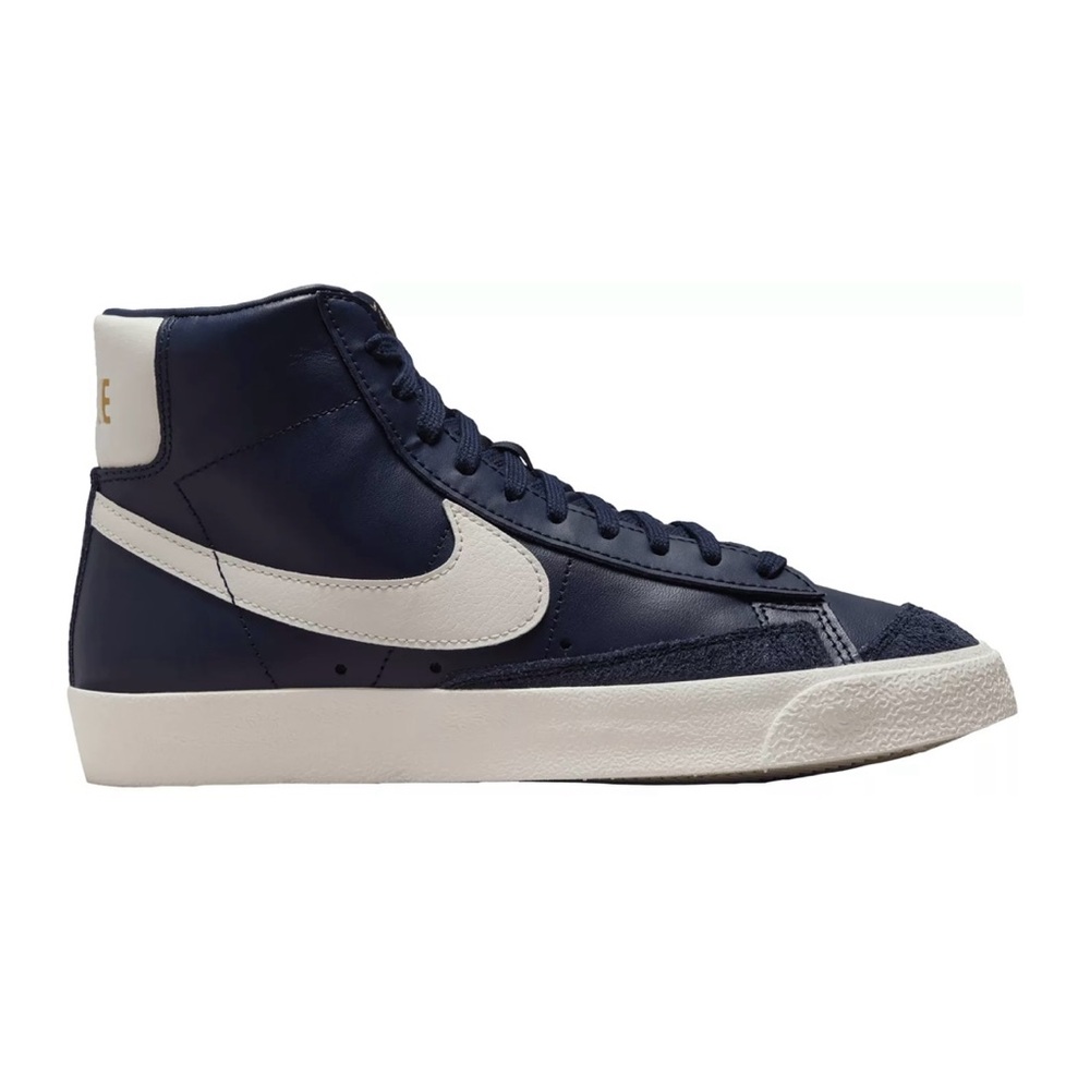 NWOT Nike Navy Blue Hightop Blazers